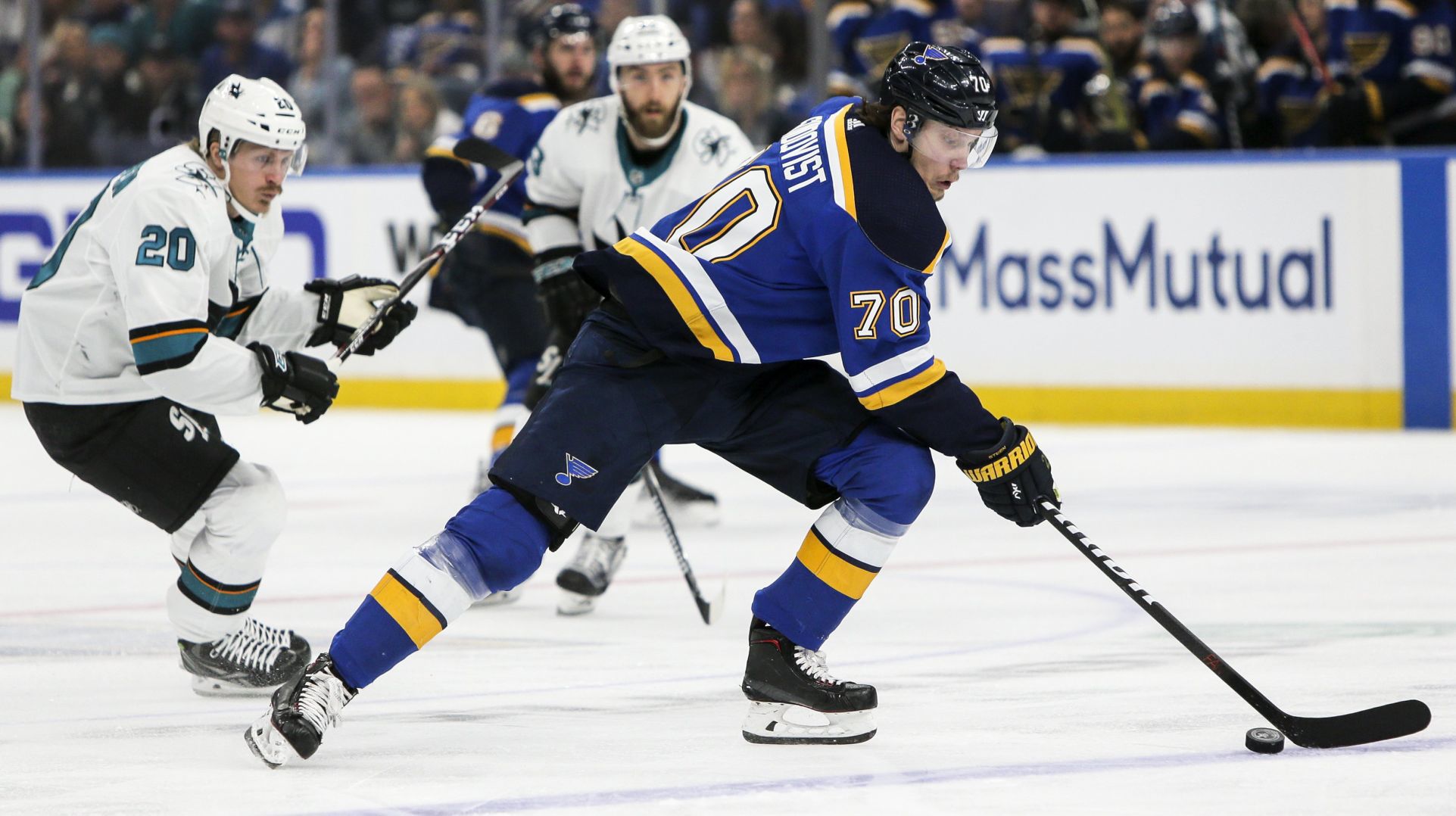 Blues look to redeem in Game 4